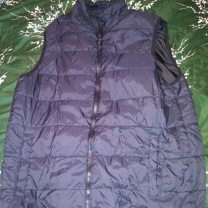 Men's Swiss Tech, Performance Gear, Black, Puffer Vest, Sizes L 42-44